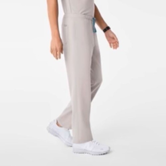 Figs Pants - NWT Figs 6XLS Beige Pisco Basic Straight Leg Stretch‎ Waist Drawstring Scrubs